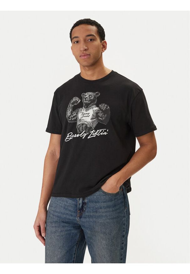 Tommy Jeans T-Shirt Bear DM0DM22543 Czarny Relaxed Fit. Kolor: czarny. Materiał: bawełna