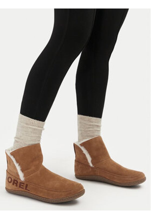 sorel - Sorel Botki Nakiska Bootie NL3389 Brązowy. Kolor: brązowy. Materiał: skóra, zamsz