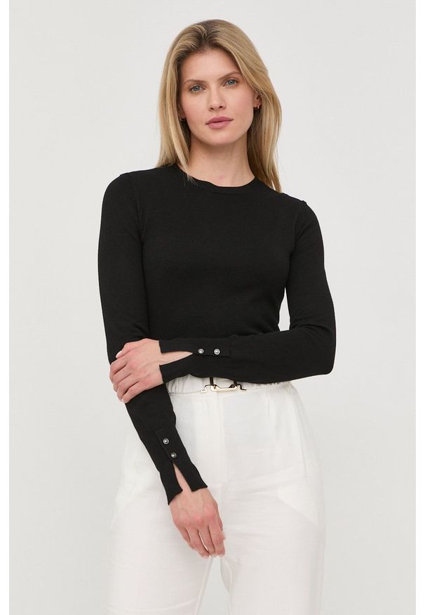 Guess sweter damski kolor czarny lekki. Okazja: na co dzień. Kolor: czarny. Materiał: materiał, dzianina, wiskoza. Długość rękawa: długi rękaw. Długość: długie. Styl: casual
