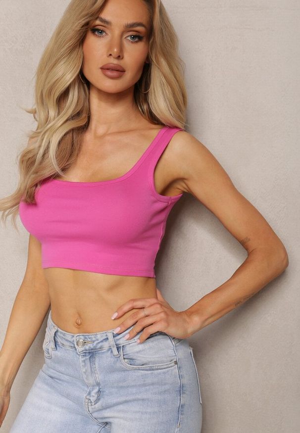 Renee - Różowy Tank Top z Elastycznej Bawełny z Głębokim Dekoltem Omaliana. Okazja: na co dzień. Kolor: różowy. Materiał: bawełna. Styl: casual