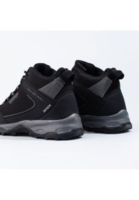 Wysokie buty trekkingowe męskie z protektorem DK czarne. Kolor: czarny. Materiał: materiał #5