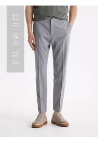 Reserved - Spodnie comfort fit - jasnoszary. Kolor: szary. Materiał: tkanina, elastan, wiskoza #1