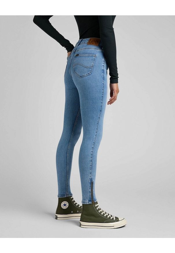 Lee - LEE SCARLETT HIGH ZIP DAMSKIE SPODNIE JEANSOWE PARTLY CLOUDY L31BERPA 112320161