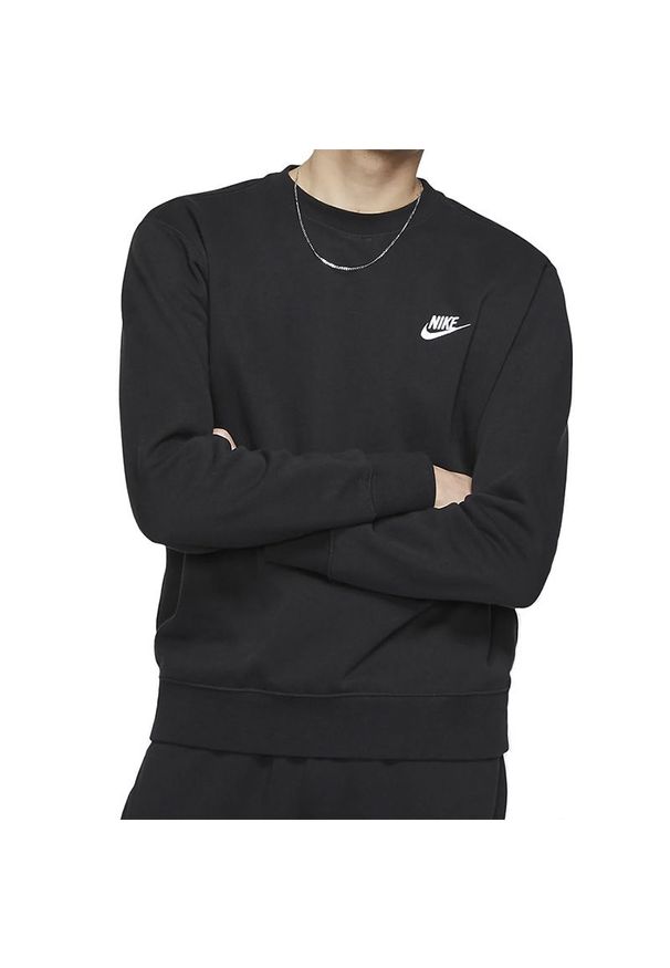 Bluza Nike Sportswear Club BV2662-010 - czarna. Kolor: czarny. Materiał: poliester, bawełna, polar, dzianina. Styl: elegancki, klasyczny