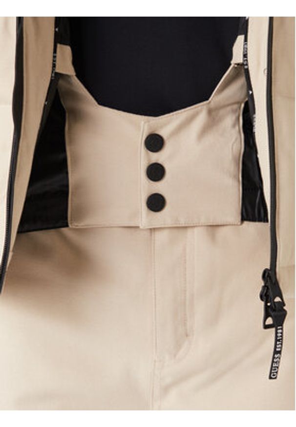 Guess Kurtka narciarska M5BL0N WF182 Beżowy Regular Fit. Kolor: beżowy. Materiał: syntetyk. Sport: narciarstwo