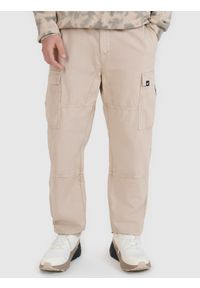 4f - 4F Spodnie casual cargo męskie - beżowa M. Kolor: beżowy. Materiał: bawełna, tkanina