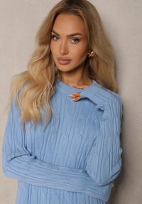 Renee - Niebieski Sweter z Wiskozą Ozdobiony Tłoczeniem Savra. Okazja: na randkę, na co dzień. Kolor: niebieski. Materiał: wiskoza. Wzór: aplikacja. Styl: casual, elegancki #5