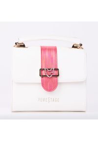 Inna - Torebka damska Femestage kuferek z ozdobnym neonowym pasem biała. Kolor: biały. Materiał: skórzane, matowe. Styl: elegancki #1