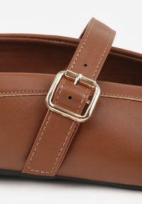 Renee - Brązowe Balerinki Vices w Stylu Mary Jane z Klamerką i Skórzaną Wkładką Dimaline. Okazja: na co dzień, na imprezę. Zapięcie: klamry. Kolor: brązowy. Materiał: skóra. Styl: casual, elegancki #9