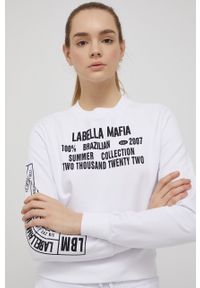 LABELLAMAFIA - LaBellaMafia bluza dresowa damska kolor biały z nadrukiem. Kolor: biały. Materiał: dresówka. Wzór: nadruk #5