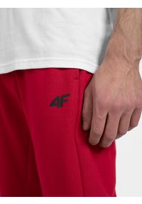 4f - Spodnie dresowe joggery męskie. Kolor: czerwony. Materiał: dresówka #2