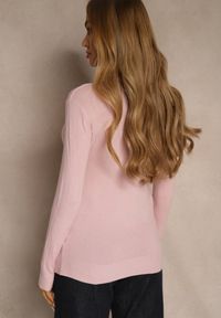 Renee - Różowy Golf z Bawełną w Klasycznym Stylu Reiredia. Typ kołnierza: golf. Kolor: różowy. Materiał: bawełna. Styl: klasyczny #3