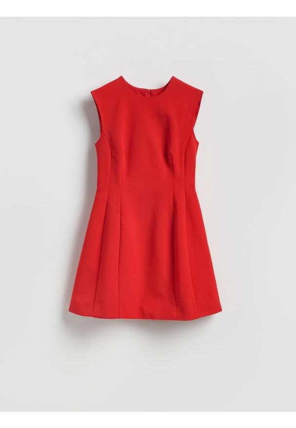 Reserved - Sukienka mini - czerwony. Kolor: czerwony. Materiał: tkanina, bawełna. Styl: klasyczny. Długość: mini
