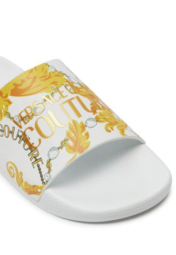 Versace Jeans Couture Klapki 77YA3SQ4 ZS834 Biały. Kolor: biały
