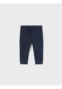 Mayoral Spodnie dresowe 1523 Granatowy Regular Fit. Kolor: niebieski. Materiał: bawełna #1