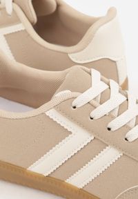 Renee - Beżowe Sneakersy Typu Klasyczne Tenisówki Kilice. Okazja: na co dzień, na randkę. Kolor: beżowy. Materiał: satyna, koronka #9