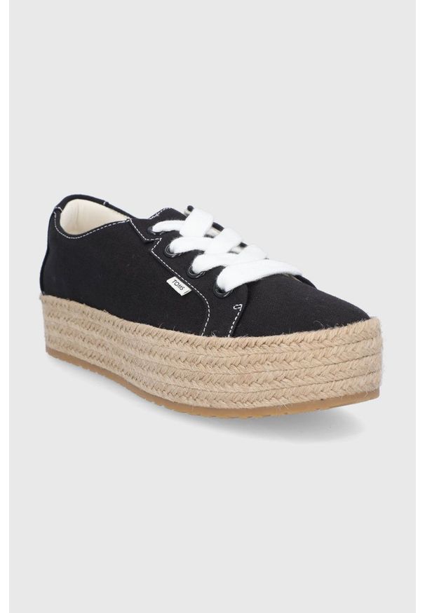 Toms Espadryle Cassiah kolor czarny. Nosek buta: okrągły. Zapięcie: sznurówki. Kolor: czarny. Obcas: na platformie