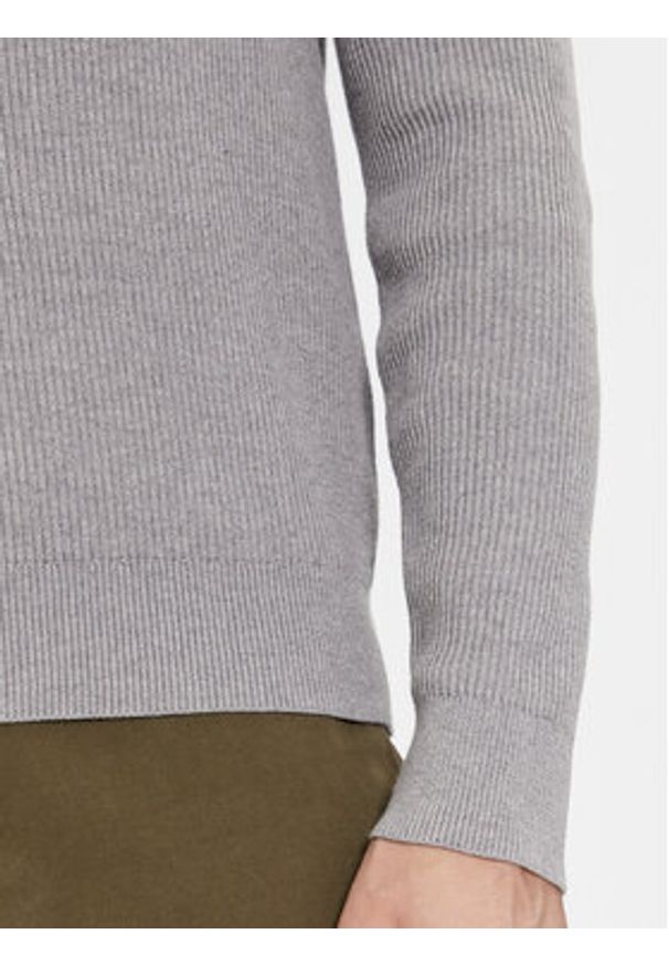 s.Oliver Sweter 2134065 Szary Regular Fit. Kolor: szary. Materiał: bawełna