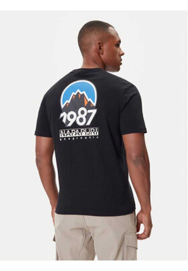 Napapijri T-Shirt S-Montepiana NP0A88SV Czarny Regular Fit. Kolor: czarny. Materiał: bawełna