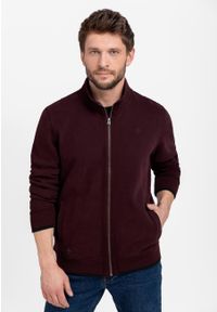 Volcano - Bluza ze stójką B-LED. Typ kołnierza: kołnierzyk stójkowy. Kolekcja: plus size. Kolor: czerwony. Materiał: prążkowany, dzianina, materiał, dresówka, bawełna. Wzór: aplikacja. Styl: klasyczny