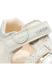Geox Sandały B Sandal Macchia Gir B254WB 007NF C1Q1N Biały. Kolor: biały