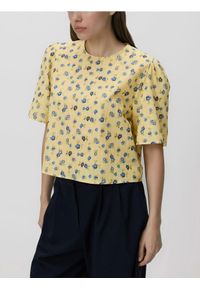 Reserved - Bawełniana bluzka w kwiaty - wielobarwny. Materiał: bawełna. Wzór: kwiaty #1