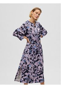 Selected Femme Sukienka codzienna Faronia 16088098 Fioletowy Loose Fit. Okazja: na co dzień. Kolor: fioletowy. Materiał: wiskoza. Typ sukienki: proste. Styl: casual #5