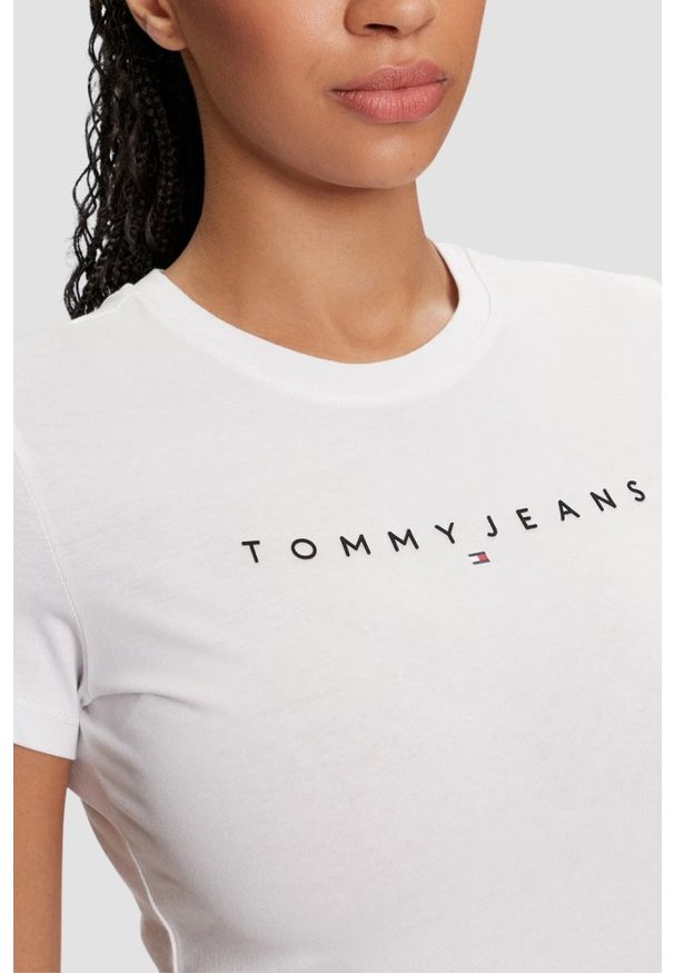Tommy Jeans - TOMMY JEANS Biały t-shirt damski, Rozmiar S. Kolor: biały