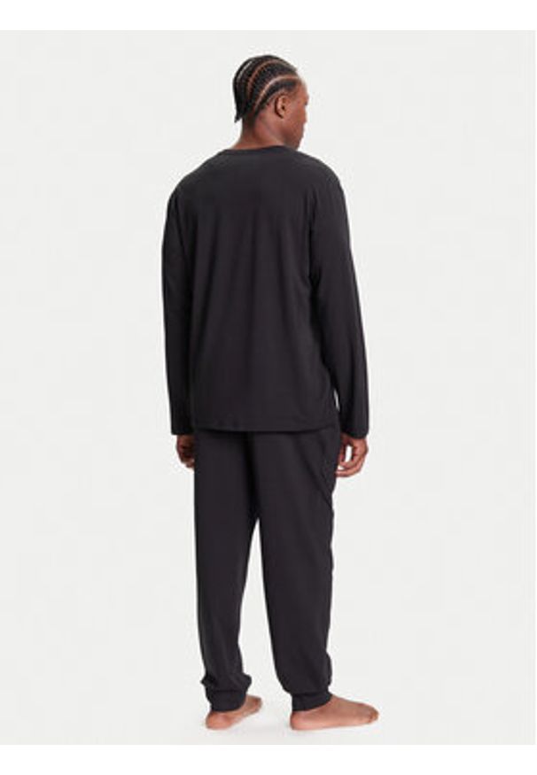 Emporio Armani Underwear Piżama EM000616 AF14978 UC001 Czarny Regular Fit. Kolor: czarny. Materiał: bawełna