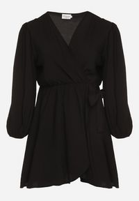 Born2be - Czarna Kopertowa Sukienka z Wiskozą z Wiązaniem w Pasie Vidila. Kolekcja: plus size. Kolor: czarny. Materiał: wiskoza. Sezon: jesień, wiosna. Typ sukienki: kopertowe #2