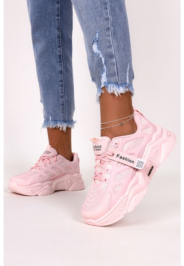 Casu - Różowe sneakersy na platformie buty sportowe sznurowane casu 21f1/p. Kolor: różowy. Obcas: na platformie