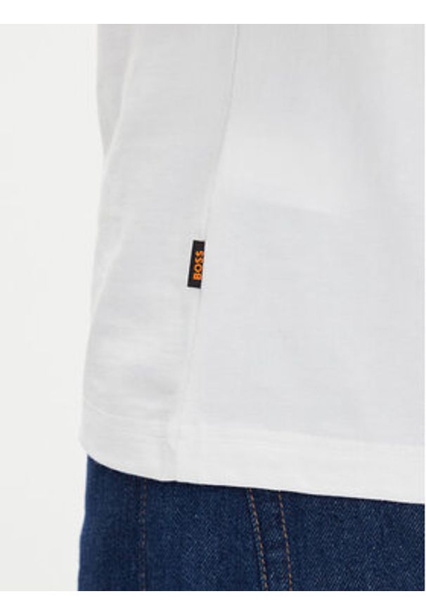 BOSS T-Shirt Logo Space 50539186 Biały Regular Fit. Kolor: biały. Materiał: bawełna