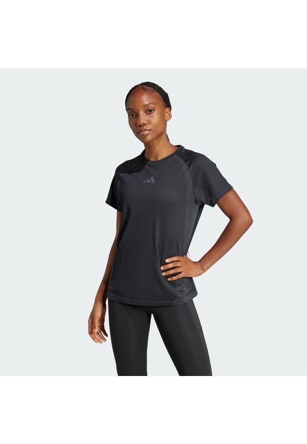 Adidas - Bezszwowa koszulka z dzianiny. Kolor: szary, wielokolorowy, czarny. Materiał: dzianina. Technologia: ClimaCool (Adidas). Sport: fitness