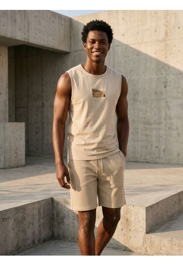 Sinsay - Szorty z wiązaniem - kremowy. Kolor: kremowy