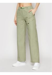 Converse Spodnie materiałowe Wide Leg Woven 10020315-A05 Zielony Relaxed Fit. Kolor: zielony. Materiał: materiał, bawełna
