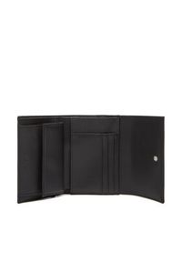 Calvin Klein Mały Portfel Damski Ck Re-Lock Medium Trifold LV04F1035G Czarny. Kolor: czarny. Materiał: skóra