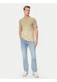 Guess T-Shirt M6GI29 K3258 Beżowy Regular Fit. Kolor: beżowy. Materiał: bawełna #5