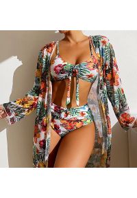 Intica - Bikini z narzutką na plażę z kwiecistym wzorem Olesya. Kolor: wielokolorowy. Materiał: materiał. Wzór: aplikacja