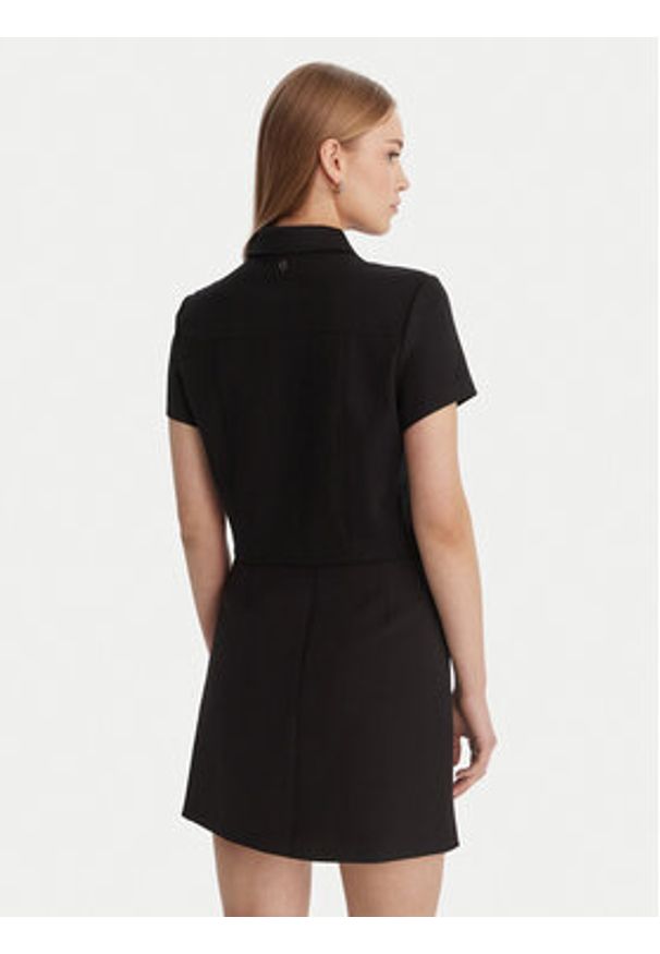 Guess Koszula W6RH83 KCMU2 Czarny Regular Fit. Kolor: czarny. Materiał: syntetyk