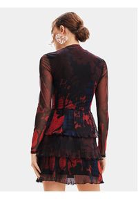 Desigual Sukienka codzienna 23WWVK78 Czerwony Regular Fit. Okazja: na co dzień. Kolor: czerwony. Materiał: syntetyk. Typ sukienki: proste. Styl: casual