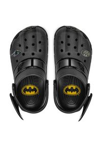 Crocs Klapki Classic Batman Batmobile Clog 210219 Czarny. Kolor: czarny. Wzór: motyw z bajki #3