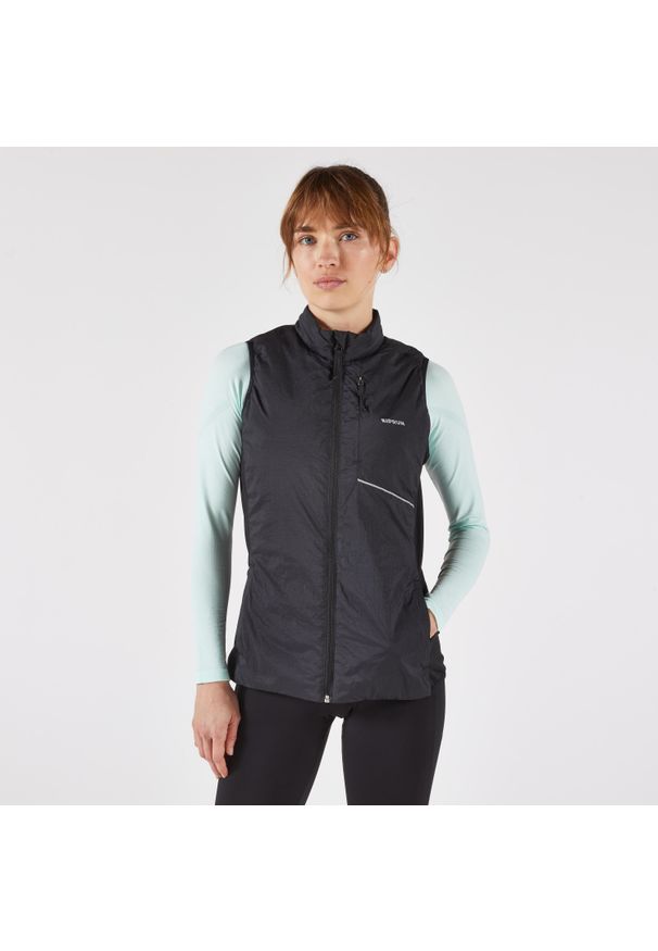 KIPRUN - Kamizelka do biegania damska Kiprun 500 Run Warm ocieplana. Kolor: czarny. Materiał: tkanina, materiał. Długość rękawa: bez rękawów. Sezon: zima. Sport: bieganie