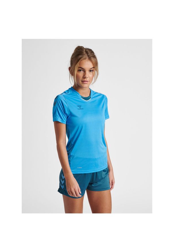 Hummel Core XK Poly Jersey S/S Woman. Kolor: niebieski. Materiał: jersey. Długość rękawa: krótki rękaw. Długość: krótkie