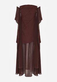 Born2be - Brązowa Koktajlowa Sukienka z Odkrytymi Ramionami i Dodatkowym Szalem Krynaya. Okazja: na imprezę. Kolor: brązowy. Długość rękawa: na ramiączkach. Typ sukienki: z odkrytymi ramionami. Styl: wizytowy #4