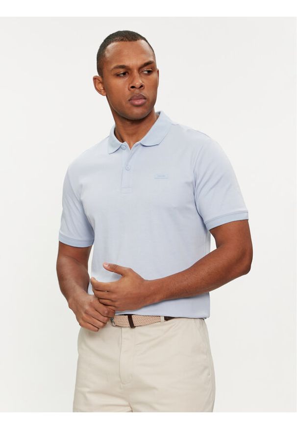 Calvin Klein Polo Smooth K10K111657 Niebieski Slim Fit. Typ kołnierza: polo. Kolor: niebieski. Materiał: bawełna