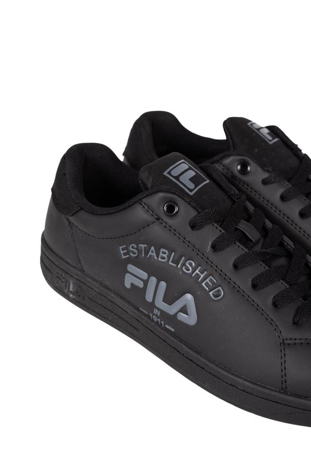 Fila Sneakersy "Crosscourt 2" | FFM0195 | Mężczyzna | Czarny. Nosek buta: okrągły. Kolor: czarny. Materiał: skóra ekologiczna