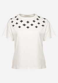 Born2be - Biały T-shirt z Bawełny Ozdobiony Cyrkoniami i Haftami Firarette. Okazja: na co dzień. Kolor: biały. Materiał: bawełna. Wzór: aplikacja, haft. Styl: klasyczny, casual #6