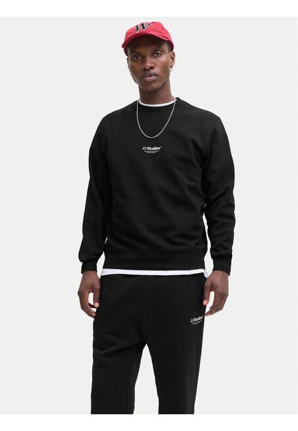 Jack & Jones - Jack&Jones Bluza Soho 12278791 Czarny Relaxed Fit. Kolor: czarny. Materiał: bawełna