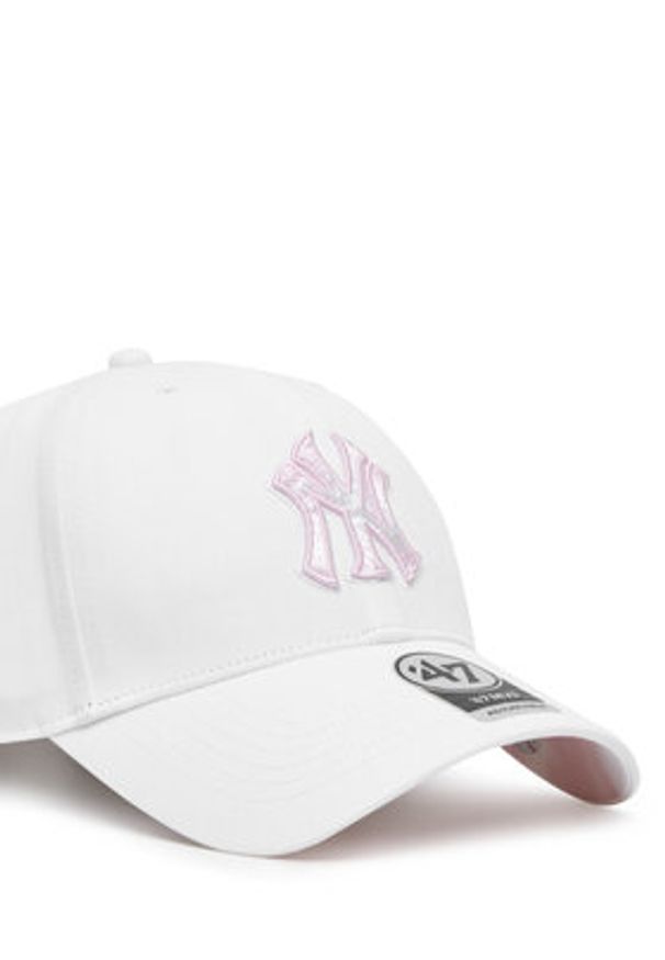 47 Brand Czapka z daszkiem MLB New York Yankees In The Clouds ’47 MVP B-ITCMP17CTP Biały. Kolor: biały. Materiał: bawełna, materiał