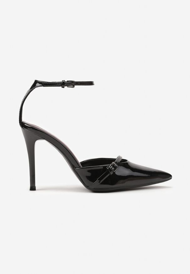 Renee - Czarne Szpilki Vices z Lakierowanym Połyskiem i Ozdobną Sprzączką Tilonea. Okazja: na co dzień, na randkę, na spotkanie biznesowe. Nosek buta: szpiczasty. Zapięcie: sprzączka. Kolor: czarny. Materiał: lakier. Obcas: na szpilce. Styl: biznesowy, casual, elegancki. Wysokość obcasa: średni